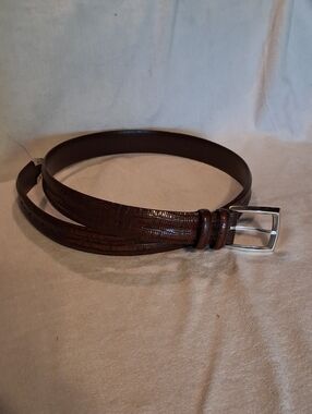 FOSSIL Men's Brown Textured Leather Belt with Silver Buckle